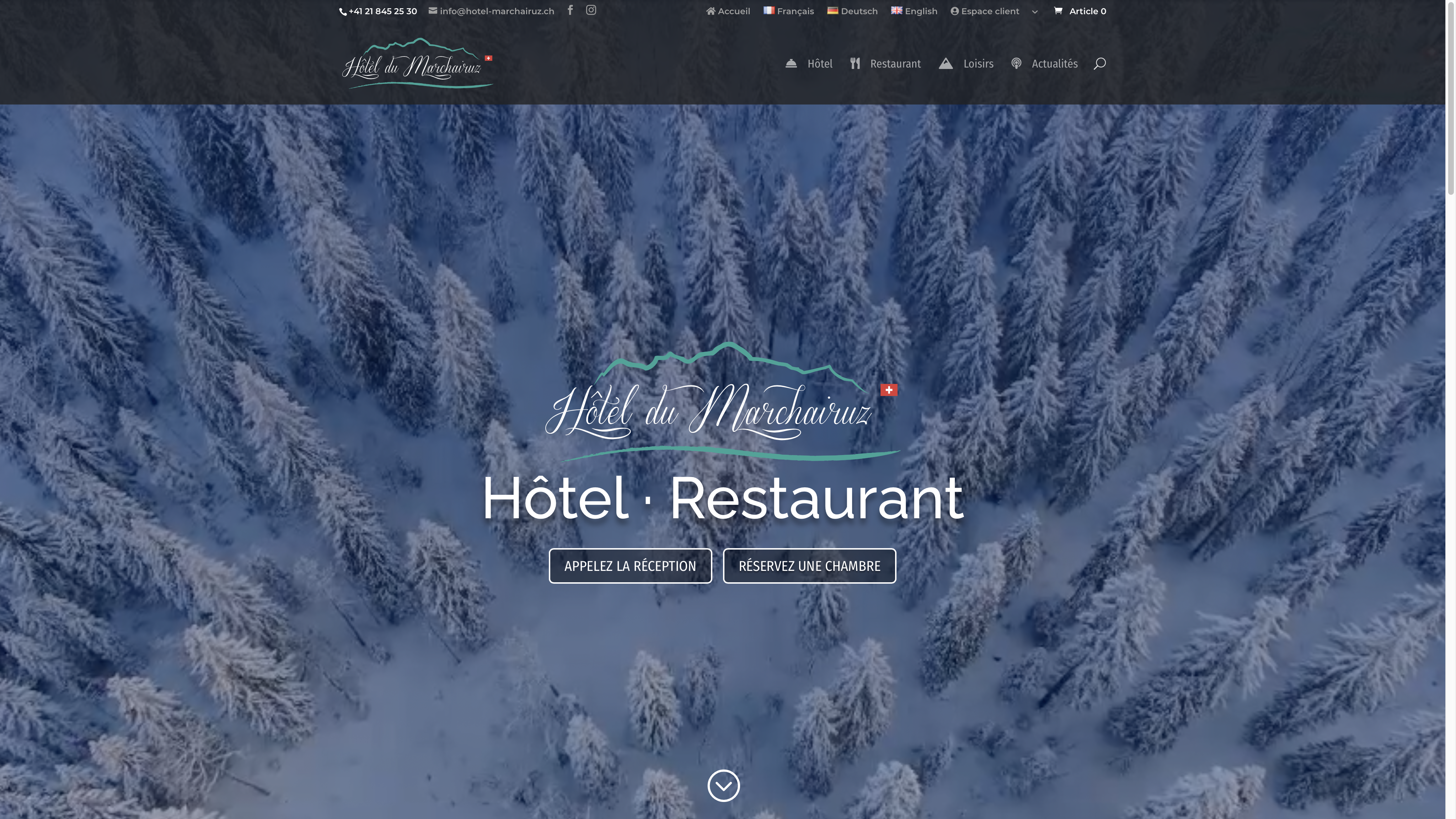 portfolio-marchairuz-home3 svg+xml;charset=utf